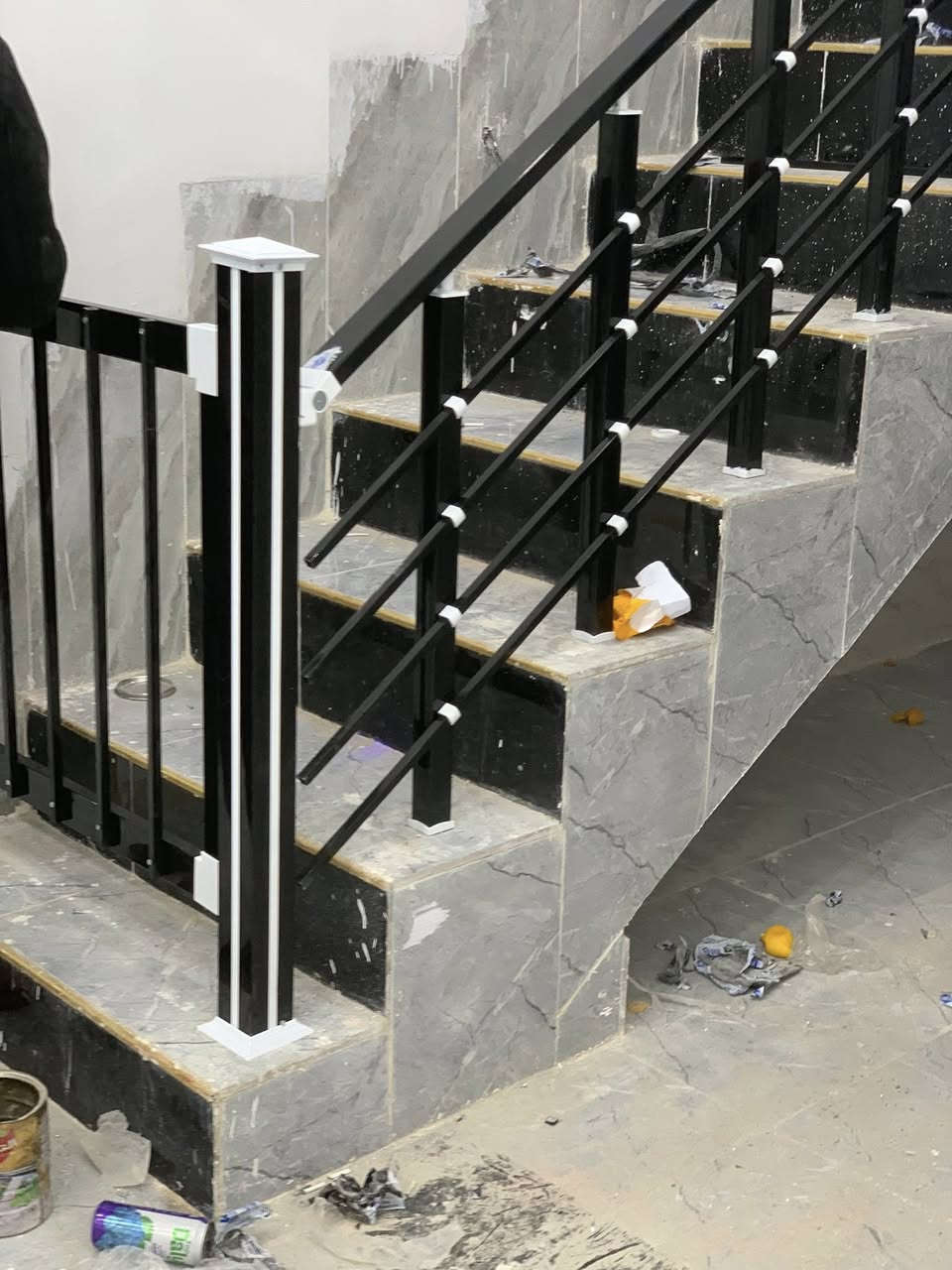 شركه محجلات نشتقل بارخص الأسعار متر المحجر مربع وجام سعر متر ٥٠الف مواد تركي ؛شرط وبي ضمان عشر سنوات وحاضرين نشتقل بكل مكان *********** هاذه رقم الواتساب
