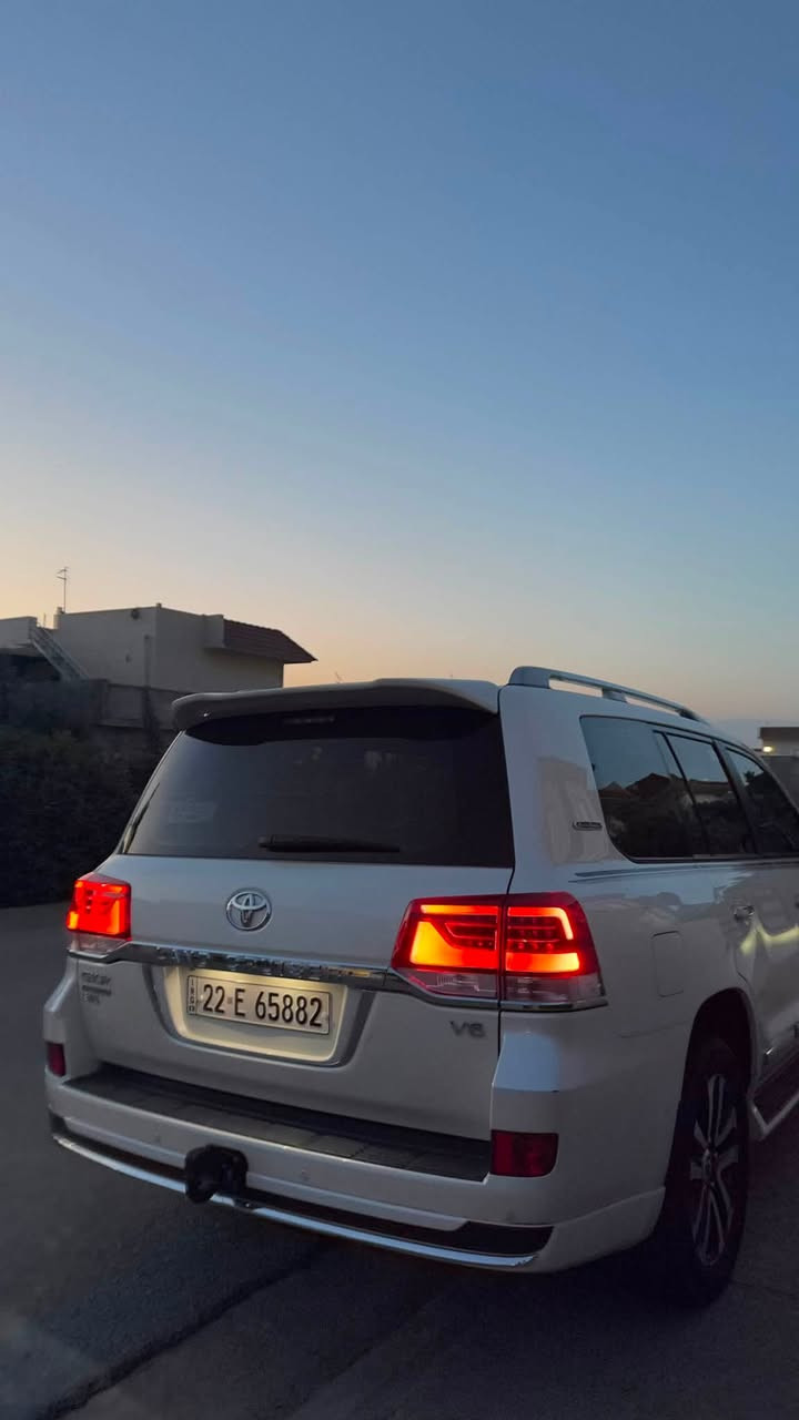 السلام عليكم لأندكروز موديل  2019 ساز باب اول
Special edition  grand touring 
🔹محرك V6 4000

🔹سياره بلكارتونن 
🔹رقم اربيل بسمي تحويل تريد ثاني يوم سنويه 🔹2031
🔹هزه جديده
🔹مكفوله كفاله عامه من صبغ وتبديل والفتح 🔹حتى الدعاميات كفاله
🔹فول مواصفات 1/1
🔹عداد لكزز
🔹بصمه تشغيل
🔹بصمه أبواب
🔹أشارت ترحيب
🔹تشغيل عن بعد مري شفط
🔹كامره خلفيه
🔹فتحه سلايت
🔹كشنات جلد اصلي
🔹كشنات ثنين ثلاث حركات
🔹جام تصعيد تنزيل عل ريمونت
🔹دبل ماوس
🔹8 ايرباك
🔹جنطه كهرباء ذكيه
🔹3قطع تبريد
🔹اشاره لكزز
🔹ثلاجه
🔹مطفايه حريق
🔹مري شفط قلاب
🔹شاشه اماميه
🔹شاشات خلفيه
🔹سماعات
🔹حساس أمامي
🔹حسياس خلفي
🔹وباقي مواصفات الساز المعروفه
🔹السياره جديده بمعنى الكلمه وياها تخم تاير 🔹جديد ياباني ماشيه 99 الف حقيقي
🔹السعر 510 وبيها مجال
🔹للإستفسار اتصل ***********
🔹مكان السياره اربيل
