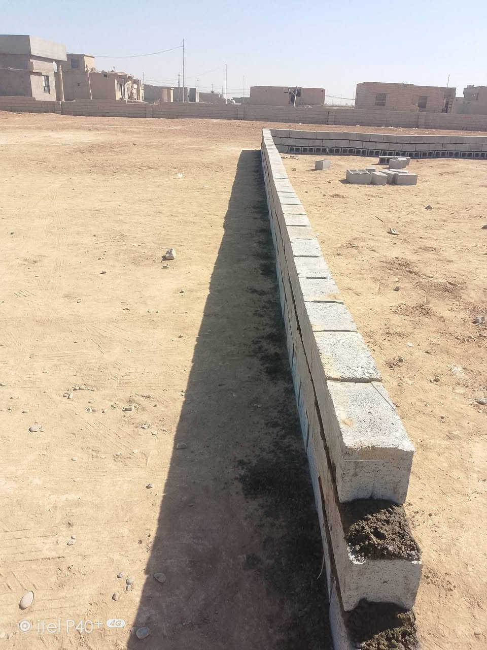 قطع للبيع سكنيه الفاروق 
مقابل الجامع والملعب زراعي 
المساحة 200 متر الوجه 12 متر
واصل خدمات ماء و كهرباء وسكن 
السعر 6 مليون 
***********
