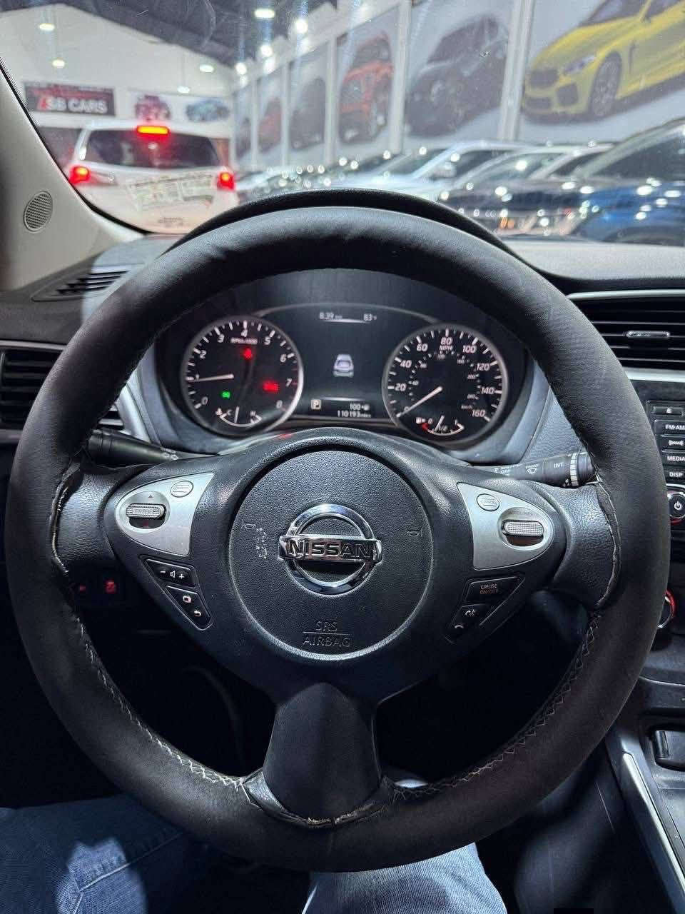 نيسان سنترا 2017 SV ماشيه 108الف ميل حقيقي كلين تايتل سعر 120 رقم ***********
