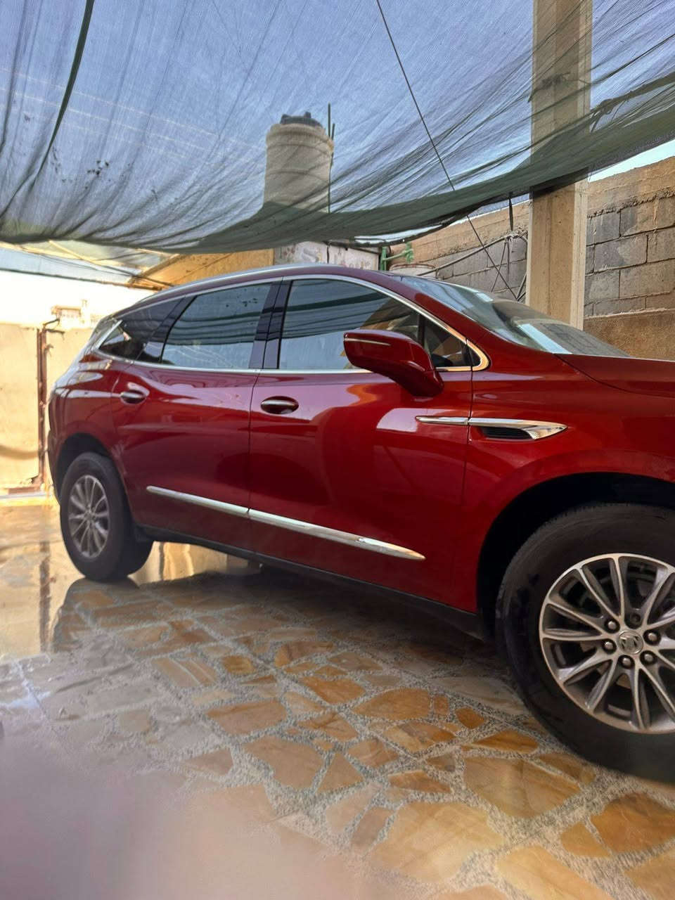 2024 BUICK ENCLAVE PREMIUM AWD فخر الصناعة الامريكية
بيوك انكليف بريميوم موديل 2024 شركة GM
،، المواصفات ،،
محرك 6 سلندر 3600 VVT تنفس طبيعي 
يشتغل بانزين عادي
بصمة تشغيل + بصمة ابواب 
مقاعد منفصلة ملكي 7 راكب 
مقاعد جلد + تدفئة وتبريد + مساج امامي + كهرباء 
طي المقاعد الخلفية كهرباء 
التحكم بالمقود كهرباء + تدفئة بالمقود 
رادار امامي + خلفي + جانبي + تنبية اهتزاز مقعد السائق عند الاقتراب من شي 
5 كامرات محيطية + اسطفاف تلقائي
حساس امامي + خلفي 
صندوك كهرباء + استشعار الفتح عند الاقتراب 
تشغيل عن بعد 
داتو شو عرض بالجامة الامامية 
تحكم فول 
انظمة قيادة متعددة 
فور ويل 4×4
لايت زنون عالي ناصي + لد نهاري + بك لايت لد
كير دكم 9 نمر 
هندبريك دكمة 
نزول الجام وصعودة بالريمونت
انارة داخلية + اشارة ترحيب بيوك
تبريد 3 قطع ثلج بدون فصلة بالوقوف
ويل كب مقاس 18انج
وبعد بية مواصفات هواي 
السيارة رزانة وعزل ممتاز جدا 
رقم بغداد بسمي 
حادثهة موضح بنيد فقط وجاملغ ايمن بارد فقط بس بنيد صبغ  
السيارة ماشية 25 الف ميل 
السعر 244ورقة 
للاستفسار *********** ابو علي
او مرواس حسب القناعة وحاضر لكل طيب ولله يسهل للجميع الفلوجة, الأنبار
