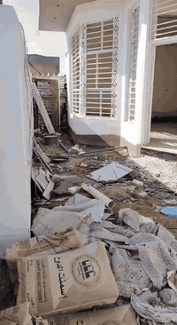 يا الله 
دار للبيع في حي الثقافي خلف مطعم ايوب ملك صرف عثماني مساحة 240 متر الوجه 12 متر والنزال 20 متر يتكون من طابق واحد يحتوي على غرفتين نوم مع صالة كبيرة واستقبال ومطبخ حار بارد ومجموعتين صحية خارج وداخل للإستفسار أكثر مراجعة مكتب الشهد للعقار في خدمي حي المعلمين مقابل مصرف المتحد للاستثمار أو الاتصال على الأرقام التالية 
***********
***********
