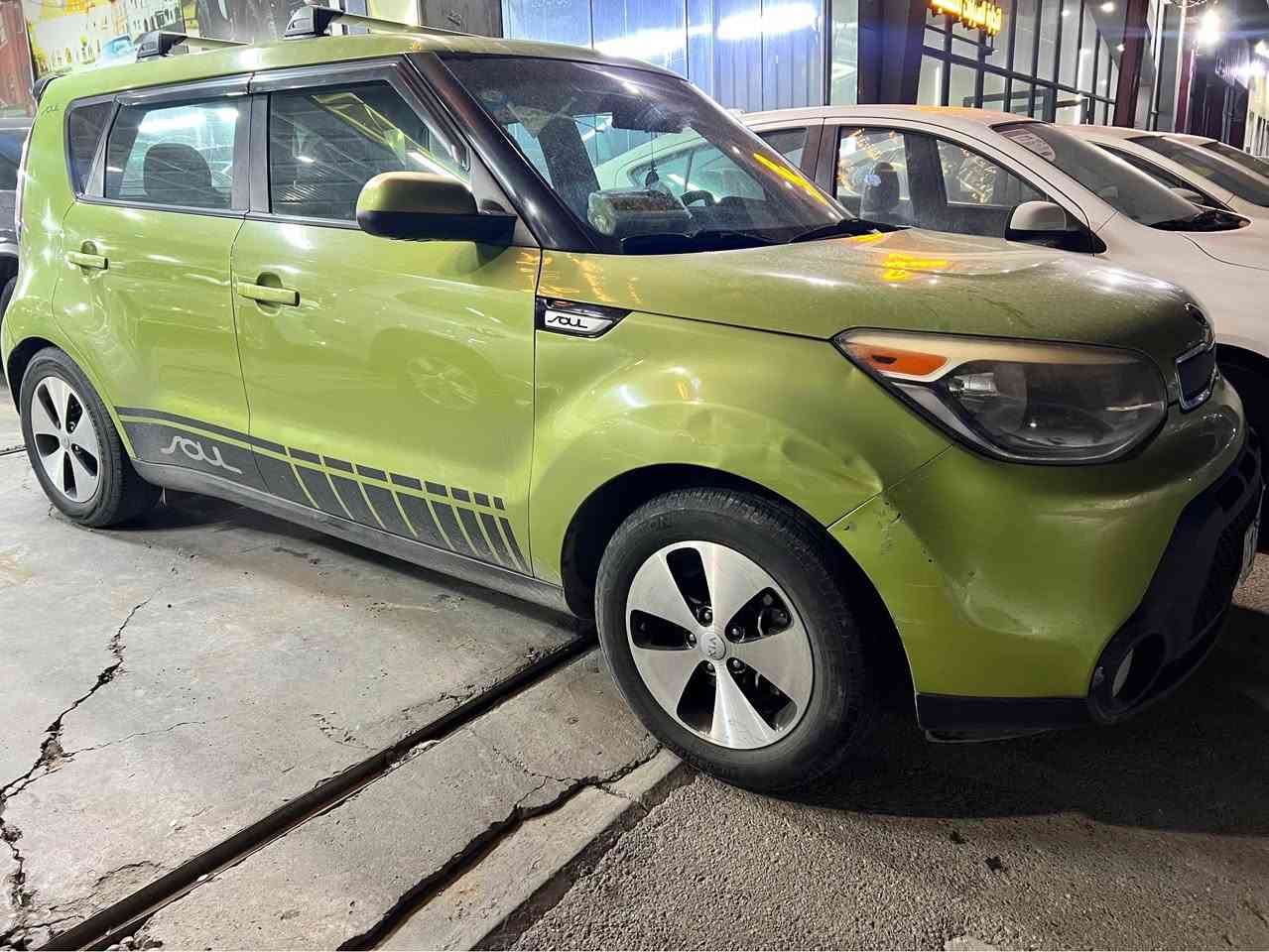 كيا صول وارد امريكي 
موديل 2016
بدون حادث كلين تايتل 
بدون ايرباك سيارة كلش حلوة
بدون صبغ بدون حادث 
سونار بل منشور
عنوان بغداد البياع 
سعرة 115وبية مجال حك جيتك 

‭0771 112 9909‬ بغداد, العراق
