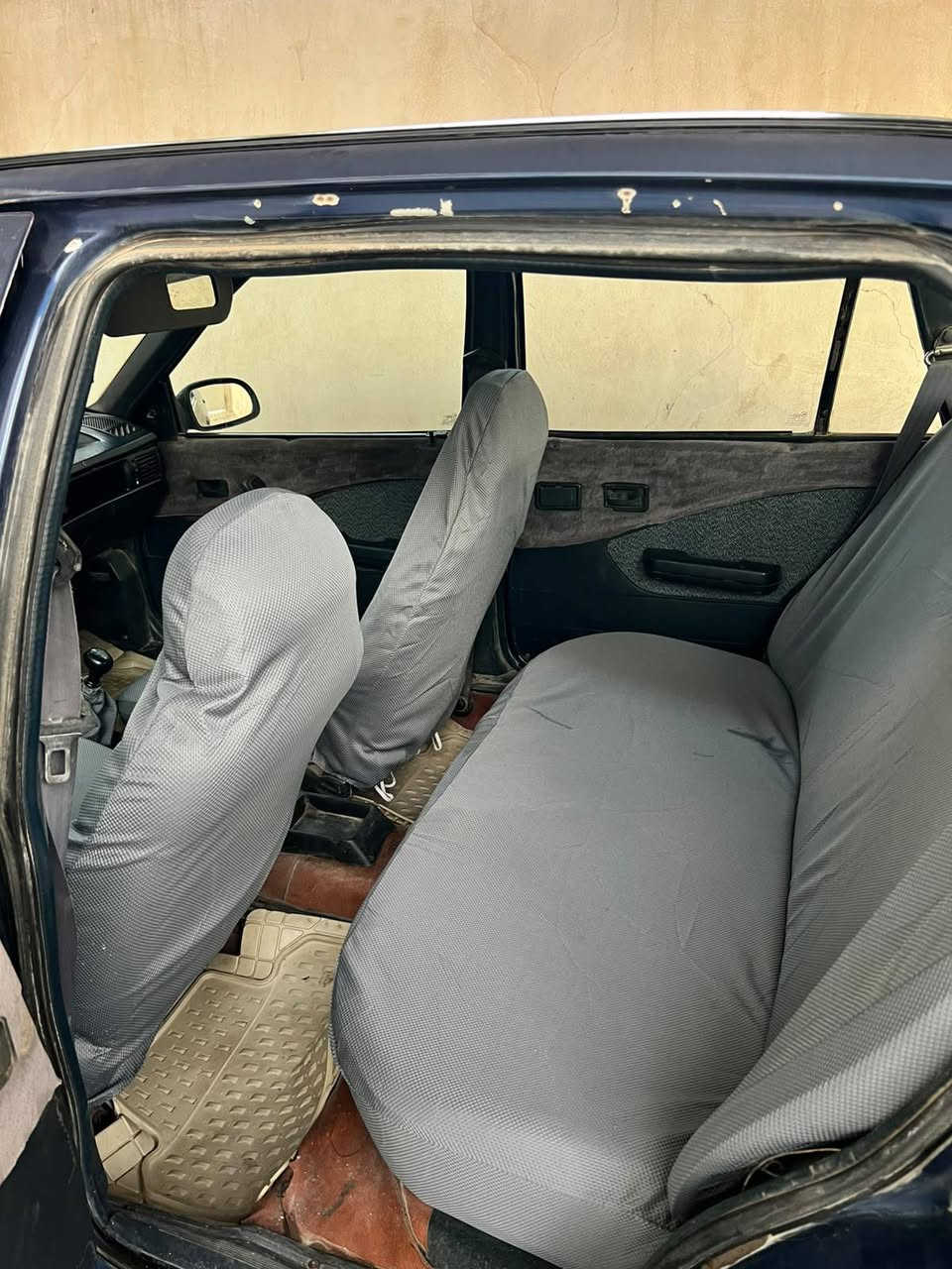 دايو لمنز موديل 94
رقم انبار الجديد سنوية لل 29 
محرك 1600 مفتوح نضيف لا تنقيص ولا تبخير 
تبريد ثلج 
كير عادي تخم تاير كهربائيات كلها شغاله مابيها نقص 
السعر 28 وبيها مجال للشراي 
المكان الفلوجه       ***********

