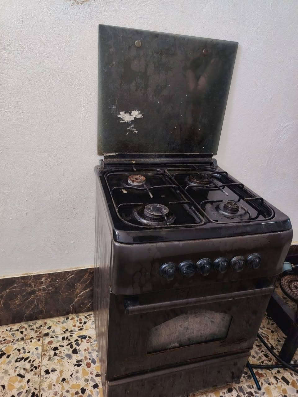 بييع مستعجل طباخ اربع عيون ناقص فقط عيون سعر ٤٠ وبي مجال لشراي خاص


**إذا كنت صاحب هذا الإعلان وتريد حذفه لأي سبب، رجاءا أرسل رسالة إلى الدعم الفني**