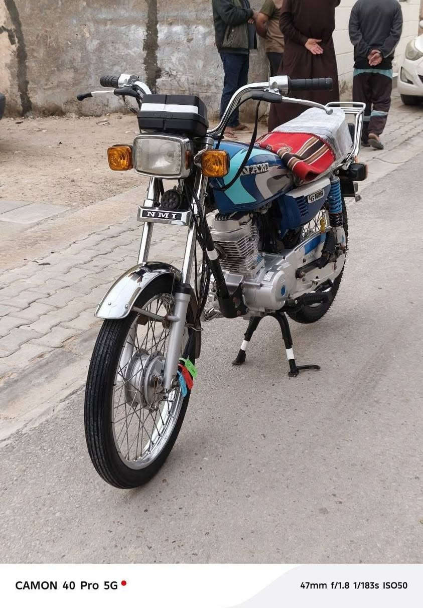 السلام عليكم دراجه نامه وكيل نوار الباشه موديل 23 ربع ما اذب عليها بعد احله من الصوره مكان الديوانية حي العسكري
رقم ***********بي واتساب  ملاحضه (الدراجه مبدل بيها ولف واحد بس)  السعر المطلوب بواحد (1) وبيها مجال
