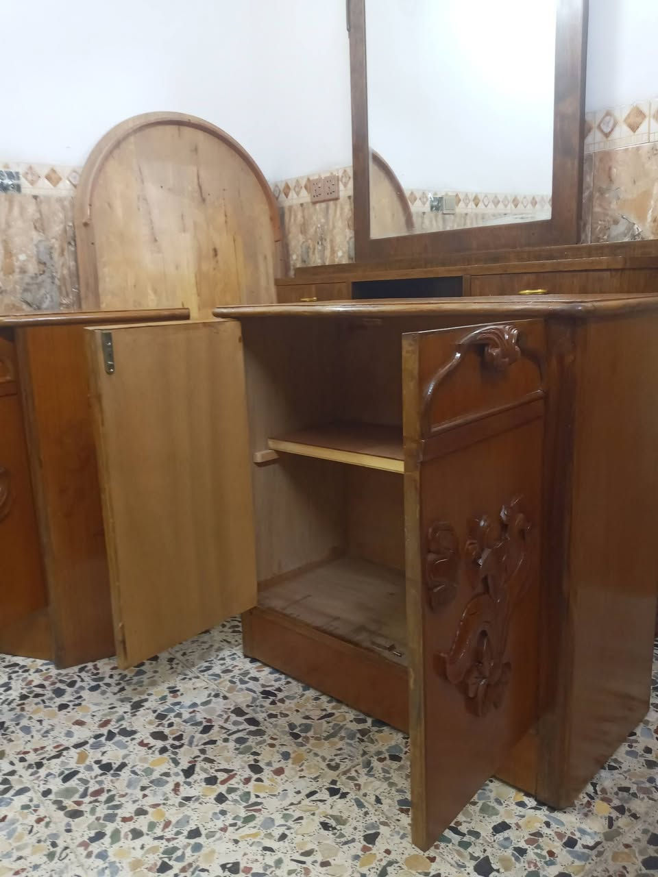 جزامه مع زاويه ركن صاج تزكام مستعمل السعر 100 وبيهن مجال العنوان بغداد حي الإعلام الشباب نهاية شارع سوق اميمه  صيدلية نور الشباب قرب النادي التجاري  موبايل
***********
***********

يوجد  توصيل غير مجاني داخل بغداد فقط
