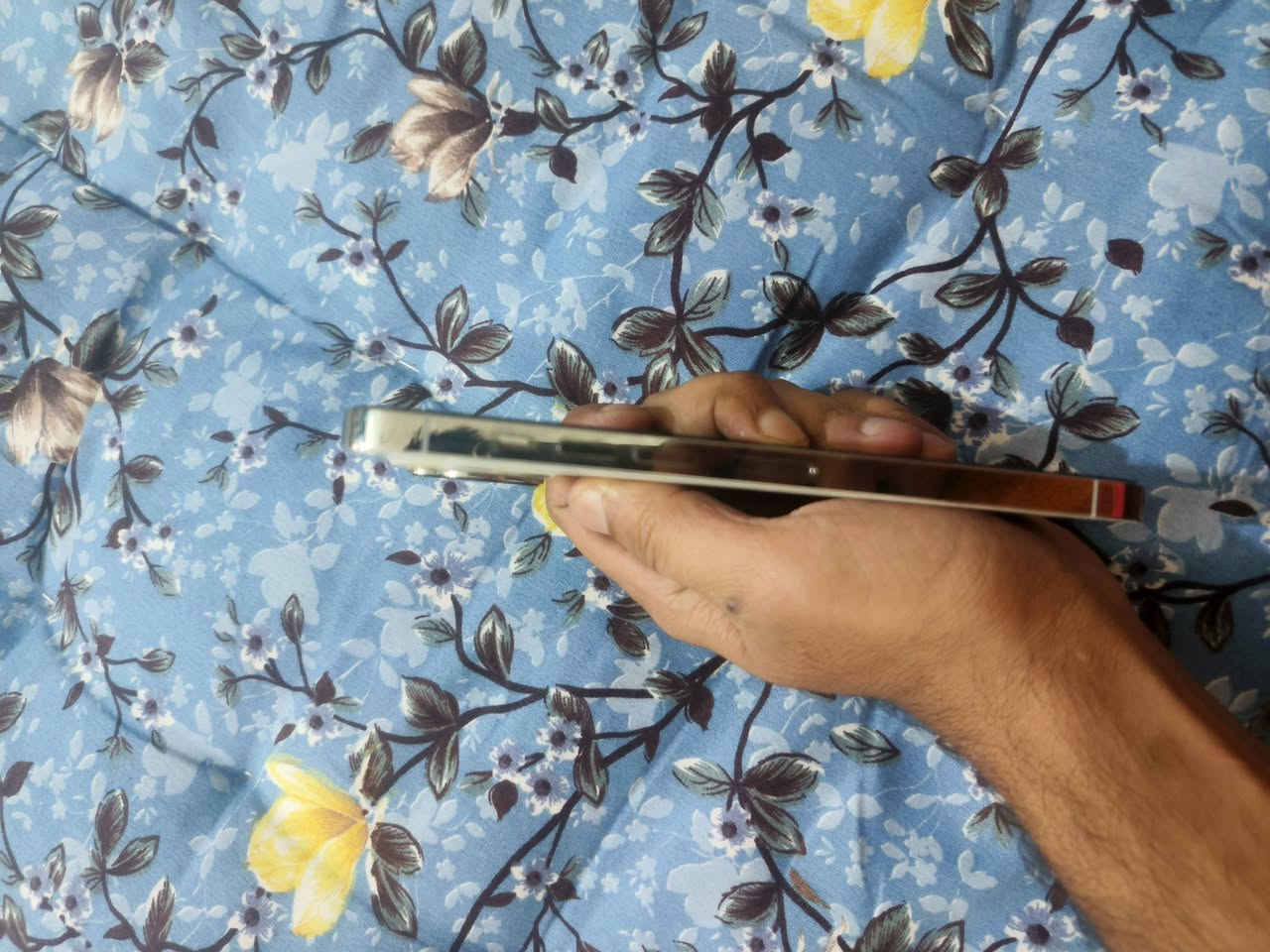 ‏13 برو ماكس نضيف كلش مال بيت ذاكرة 128 بطارية89 ماداخل تصليح ولا مصلح بي شي اخو الجديد تاخذة من البيت السعر 550 وبي مجال مكاني بغداد الشعلة


**إذا كنت صاحب هذا الإعلان وتريد حذفه لأي سبب، رجاءا أرسل رسالة إلى الدعم الفني**