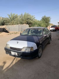 اوميكه موديل93محرك2000 شرط تحويل رقم 07826850012 السعر 25وبيه مجال