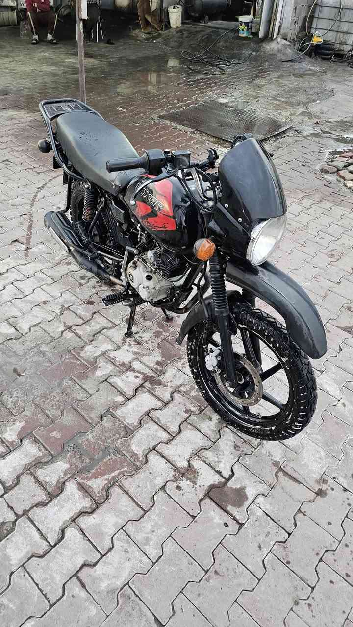 سلام عليكم بوكسر موديل 23 بدون رقم بس أوراق كمرك دراجة مكينة كفالة بس بيها بعض الملاحضات سعر 1500 مليون ونص وبيها مجال للشراي مكانها بغداد طالبية 
***********
