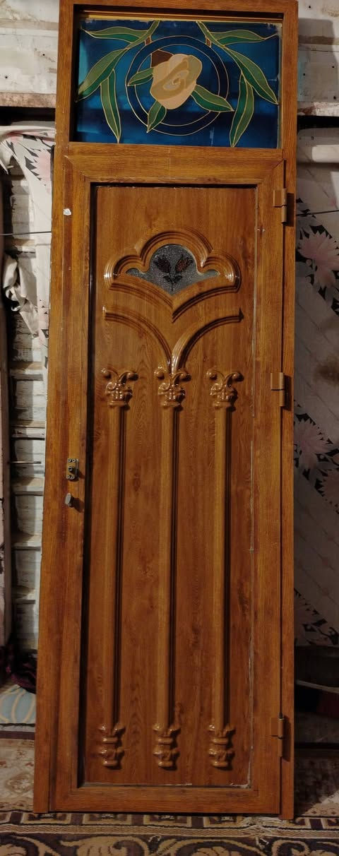 باب صحيات 72×242للبيع تواصل معي ***********
