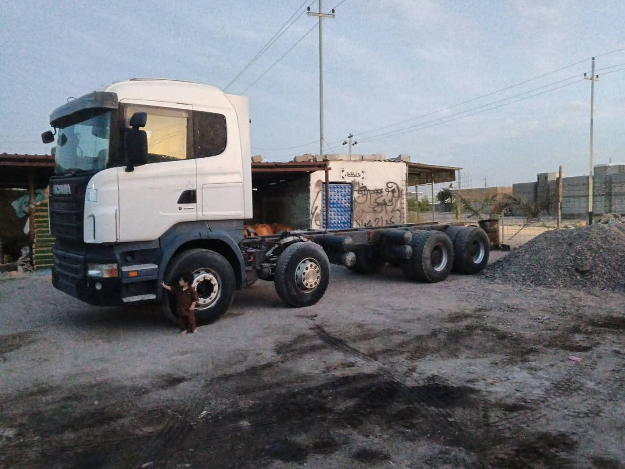 2011 عكرب بلاد مجموعه 19/26خفيف كير عادي 3/3 باج بلادي طول لشاصي 7/500 دخول جديد تترقم بصره ***********
