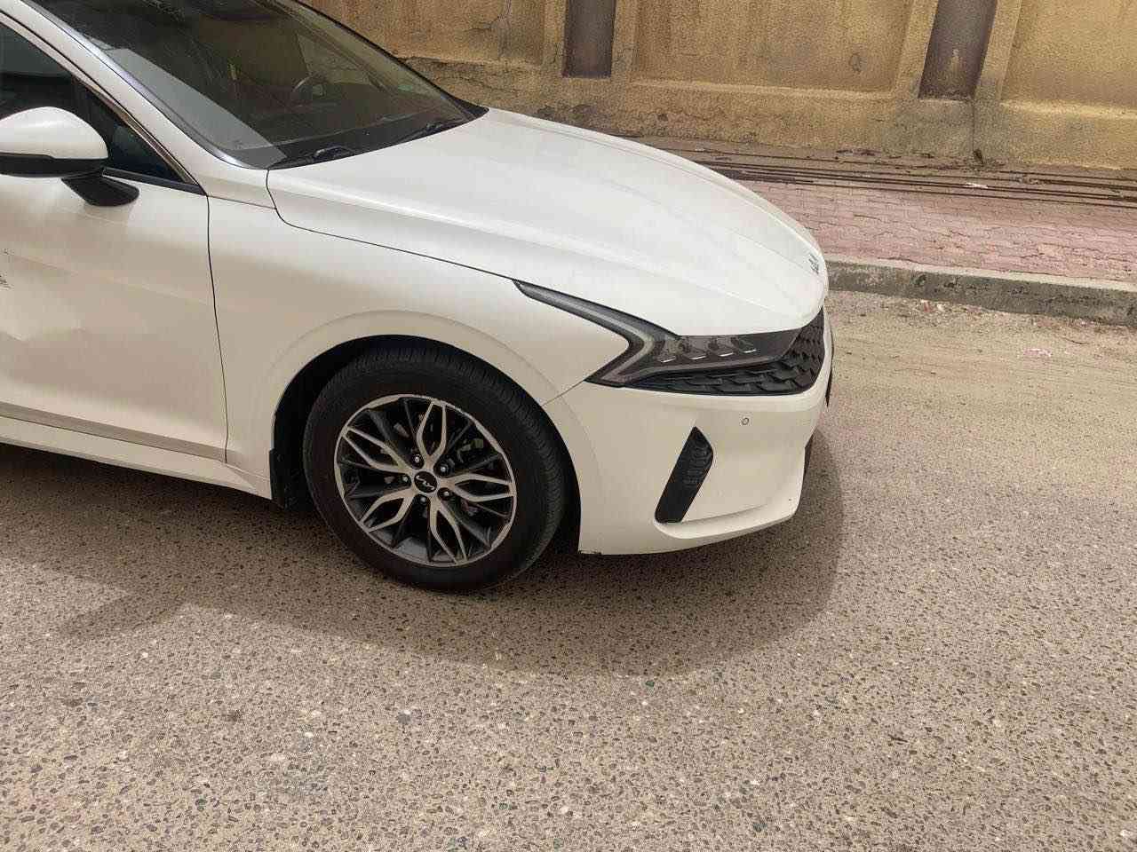 اوبتيما k5 2023 خليجي للبيع
رقم اربيل 
فول مواصفاتvip 
بنوراما كشنات جلد كامرات محيطيه تشغيل عن بعد 5 كامرات 
ماشيه 58km
السياره كفاله عامه ماعدا الباب كما موضح بلصور 
السعر 188
*********** البصرة, العراق
