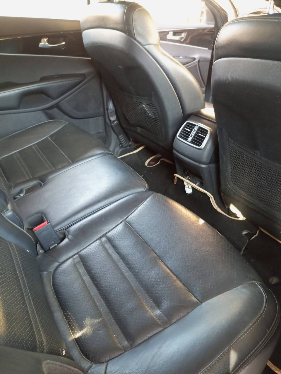 سورنتو ٢٠١٧ وارد أمريكي للبيع 
تحكم ستيرن 
كرسي سائق كهربائي 
كراسي تدفئة وتبريد 
سبعة راكب 
قطعتين تبريد 
مانع انزلاق 
مثبت سرعة 
تشغيل بصمة 
محرك أربعة سلندر 
محرك جي دي أي 
سنوية مجددة 
السيارة رقم أربيل بأسمي 
بعد بيه هواي مواصفات 
السيارة خير من الله 
للبيع شرط التحويل 
السيارة موجودة في بعقوبة 
السونار مرفق مع الصور 
للاتصال ***********
السعر ١٦٠ وبيه مجال بسيط
