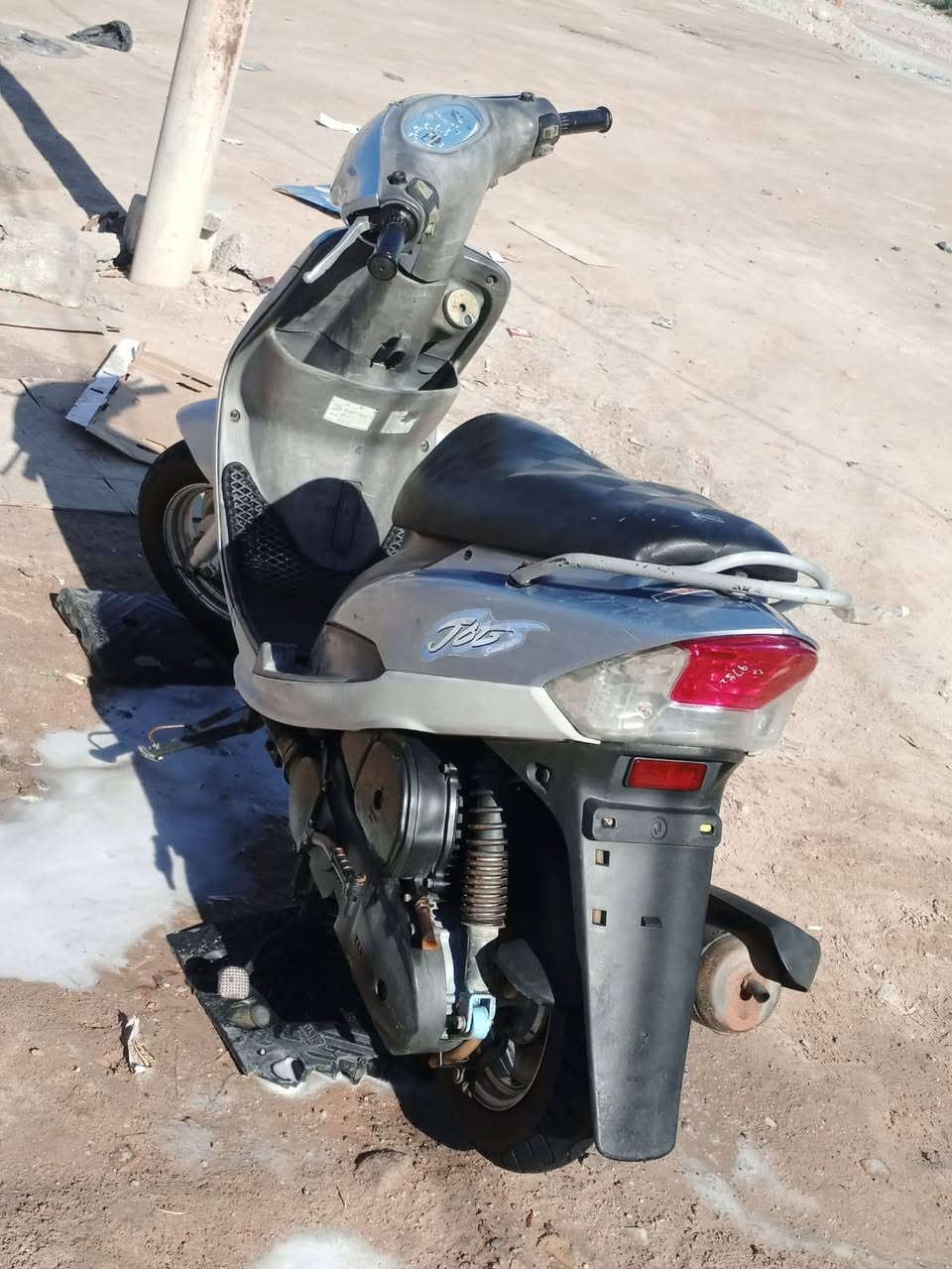 السلام عليكم ورحمة الله وبركاته دراجه للبيع قجمه حاويه ما مفتوحه صارله فتره من طالعه من الوكيل ختم واحد السعر 850وبيه مجال قليل ***********
