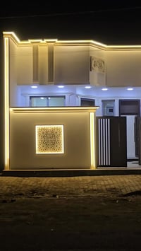 عابرات السبيس • شارع ٢٠ • ١٢٥م