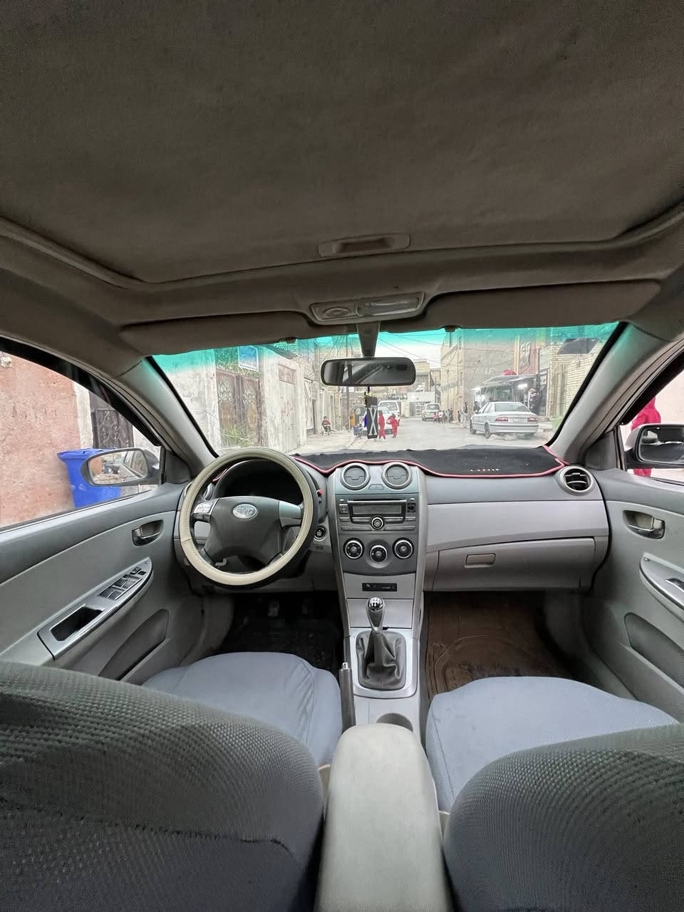 سلام عليكم سياره بي وأي دي للبيع رقم إنكليزي سياره بصمه سايد دروب بني رامه سياره بيه كم طخه بسيطه سياره كامله من كل نواحي فد اي بي إس ملغي بيه سعر 53 وبيها مجال عنوان بغداد رقم ديوانيه استفسار اتصل واتس ***********او رقم ***********
