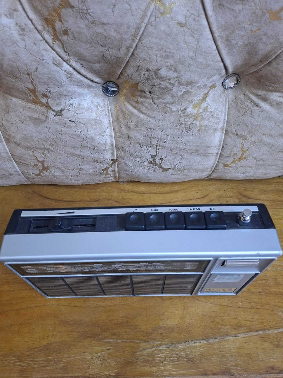 تحية طيبه جهاز مارگه
كروندك جداً نظافه عالية 95 ٪
كهرباء مباشر  + باتري عدد 4 وسط
يوجد فيديو لتوضيح السعر خاص 
***********
