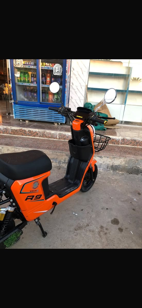 سلام عليكم 2025 دراجه r9 سعر 500

بلوتوث لد متحرك لايت زنون بيها بك و٦ بطاريات
مكاني بغداد متوفر خاص او واتساب***********
