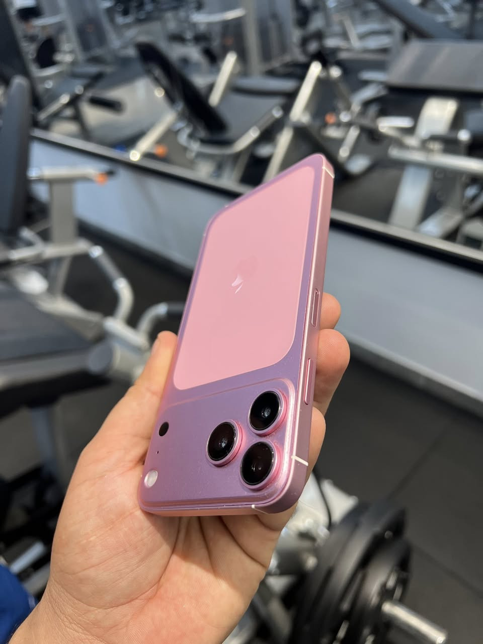 السلام عليكم ايفون Xs MAX  • جهاز محور 17 برو ماكس مكفول كفاله عامه فقط محور ذاكره 256  بطاريه 80% جهاز جديد كلش متوفر توصيل جميع محافضات العراق ***********

