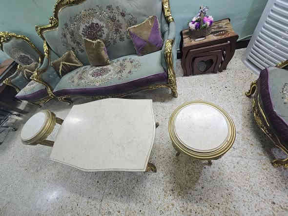 سلام عليكم..تخم قنفات جديد مصري ملكي مكون من عشرة مقاعد مع طبلتين دائرية وطبلة مستطيلة كبيرة من النوع الثقيل سعر مناسب الاتصال مباشر وعلى الواتساب *********** ..
