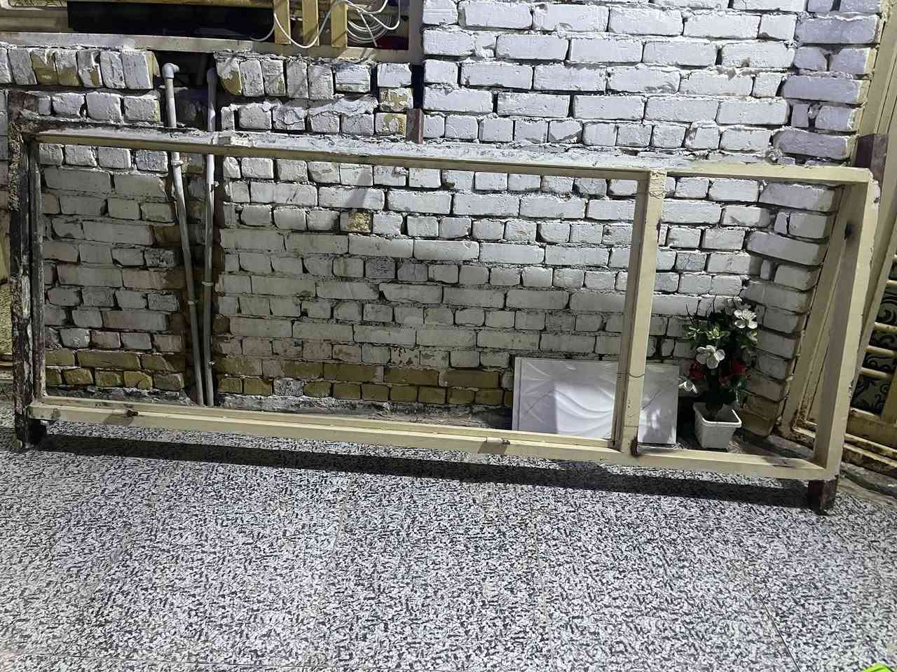 السلام عليكم طخم للبيع سعر 225 وبي مجال قليل ‭0773 789 2493‬توصل. ع رقم
