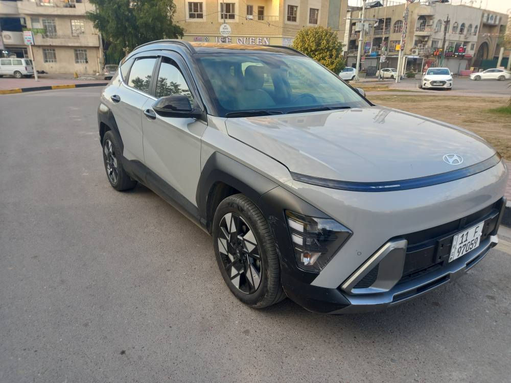 بسم الله الرحمن الرحيم.    هونداي كونا هايبرد. بنزين + كهرباء. موديل  2025..لون مميز..سمنتي واسود..رقم بغداد الدولي الجديد .ماشية. 3.الاف..كيلو..السيارة فول .عدا الفتحة. بصمة كشنات كهرباء شاشة كبيرة كامرة دوارة نيمترونك استيرن ( شفتات )..مري شفط تشغيل عن بعد ترحيب عن قرب مانع اصطدام توقف ذاتي حساسات امامية وخلفية تحديد مسار كروز سرعة سياقة ذاتية راذارات جانبية بالشاشة راذار امامي..كير. جنل..سايد بريك كهرباء تحكم جهتين..تبريد قطعتين .وتوجد. مواصفات..أخرى...السعر..172.$..ورقة وبيها مجال بسيط...للإستفسار...........***********..يوجد واتس اب بغداد, العراق
