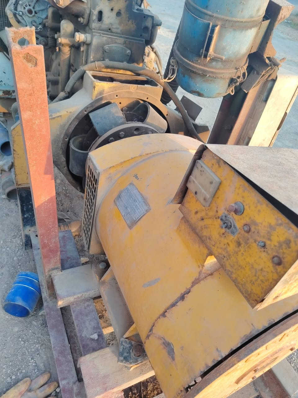 مولدات كيا ودايو محرك حاويه للبيع للاستفسار على الرقم ***********
@
