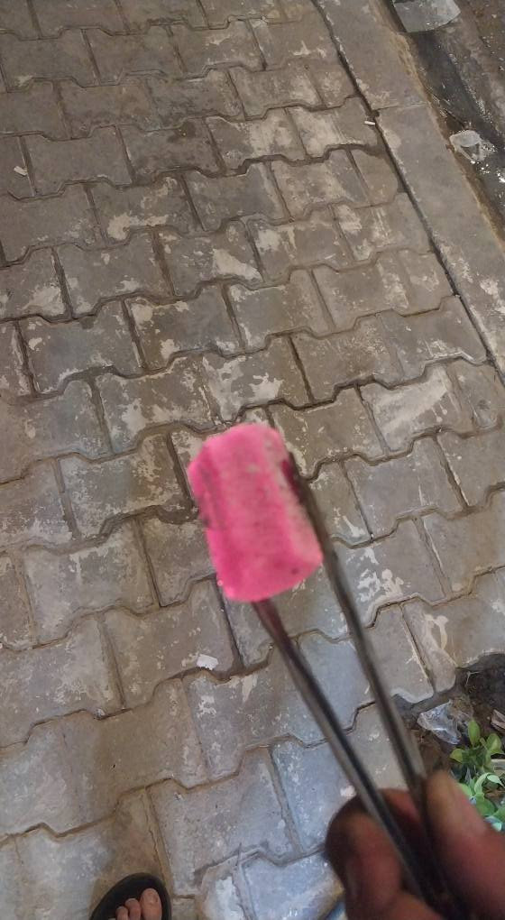 اصحاب المقاهي والمطاعم والمكاتب 
فحم فل سداسي محزز  الوزن 10k فقط جمله ١٠ كراتين وفوك العنوان :نجف  السعر ٢٩. الف    ***********
