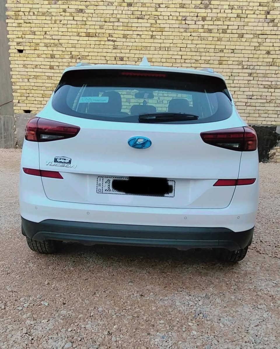 السلام عليكم توسان للبيع موديل 2020 شركه الگاصد فول مواصفات عدا الفتحه رقم بغداد بسمي مري شفط ترحيب خمس عدسات هاند بريك رجل رقمي ***********
