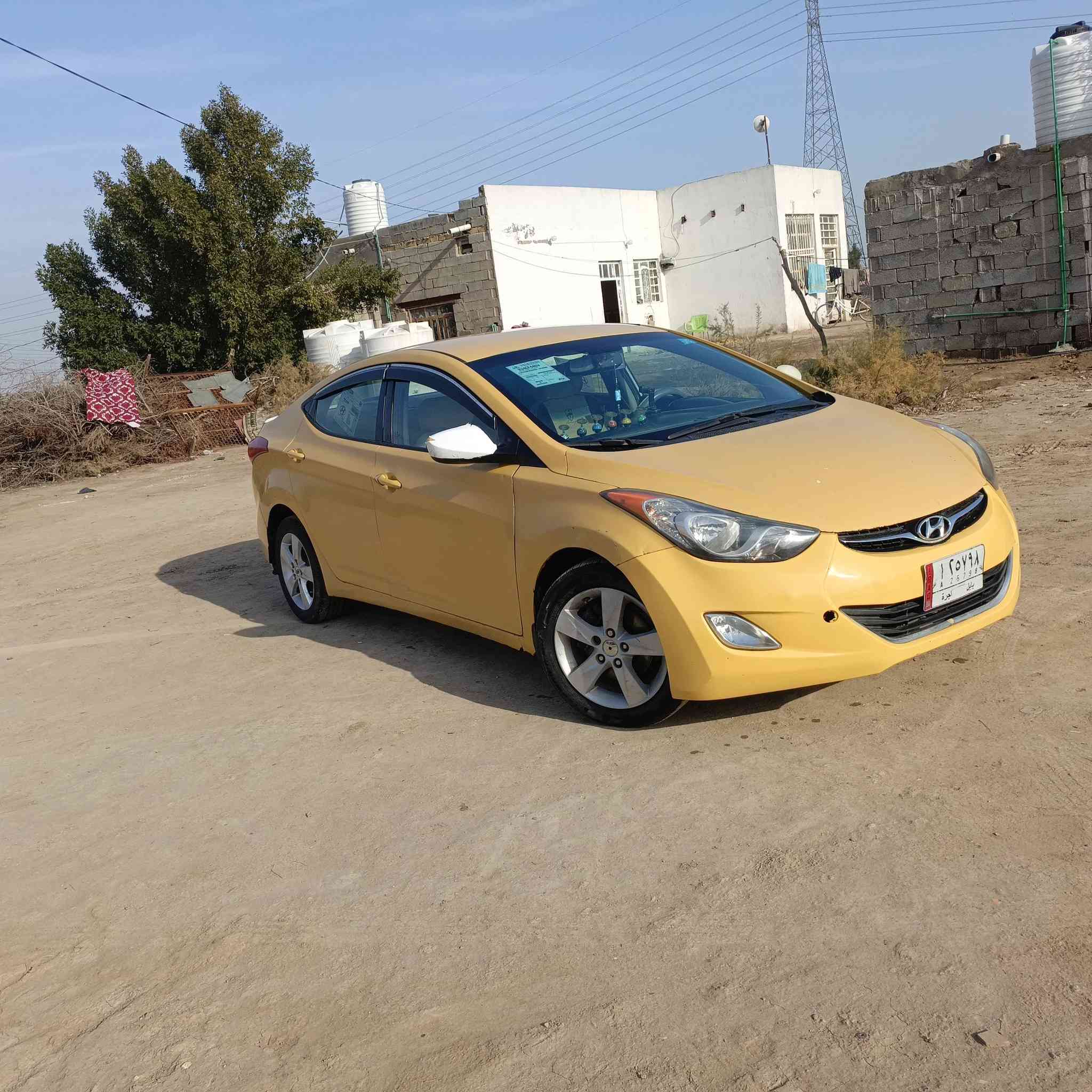 السلام عليكم سياره النترا مضلع امريكي للبيع موديل12 حجم المكينه1800حادثه جاملغ اليمين والباقي مكفول سياره جاهزه ماناقصه برغي مكينه كير جدد صدر جديد التبريد شغال ثلج متعهد بغرامات تاخذ مصفر سياره بسمي سنويه رقم بابل السعر 95وبيه مجال لشراي المكان حله نيل الرقم ***********
