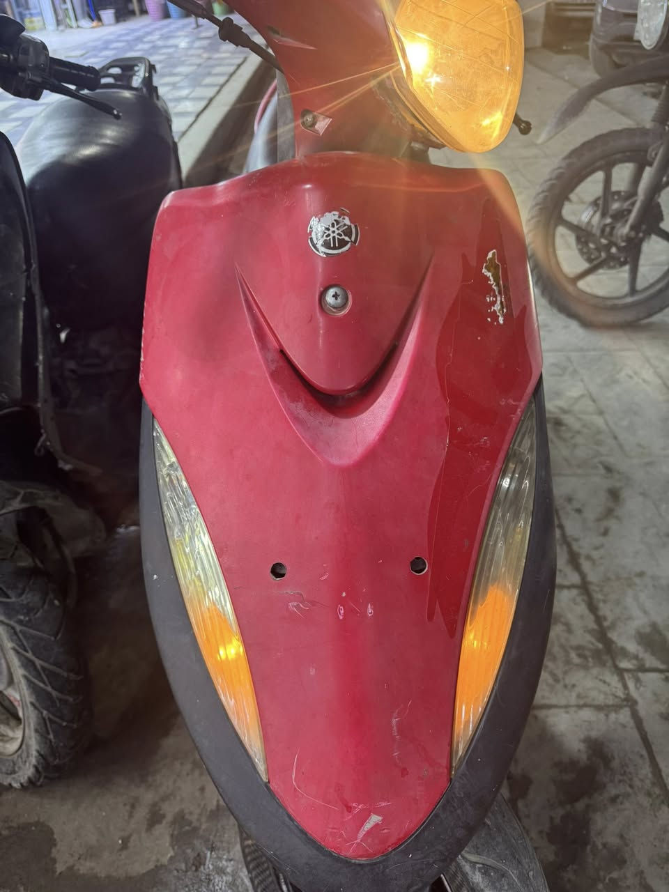 سلام عليكم للبيع ماكس عدله 120 بلاديه ماملعوب بيها برغي شلعه ومعدل خير من الله كهربائيات كلها شغاله هورن لايت اشاير يمنه يسره  سلف  كفرات بلادي كله بلاديه الدراجه السعر 550 وبيها مجال للشراي رقمي *********** مكاني بغداد اتصل وتدلل❤️
