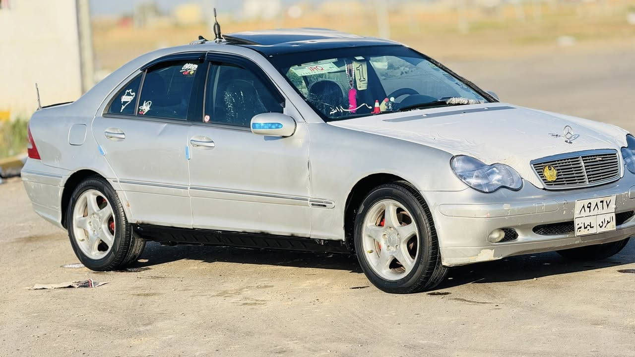 للبيع 
مارسدس 
موديل 2000 ادوات 
محرك كير شرط 
كشنات جلد 
كشنات كهربائي 
تحكم ستيرن 
سلايت 
تخم تاير جديد
كهربائيات كلها شغاله 
مسجل شاشه 
صدر امامي خلفي جديد
السياره جديده بمعنى الكلمه آحلا من آلصور جاهزه ماناقصها برغي 
مكان السياره تكريت الأستفسار آتصل ع صاحبها 
0780 031 0364
