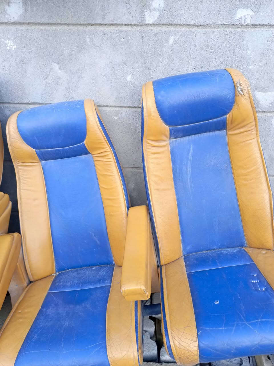 سلام عليكم كشنات فيئي بي لبيع ٤٠ نفر ٤ ورقات نجف  ***********
