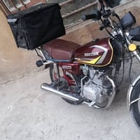 يراني 21 البيع مكينته حلوه 200 ما بيه كل عطل يراد تبديل بس راجز وراقه ...