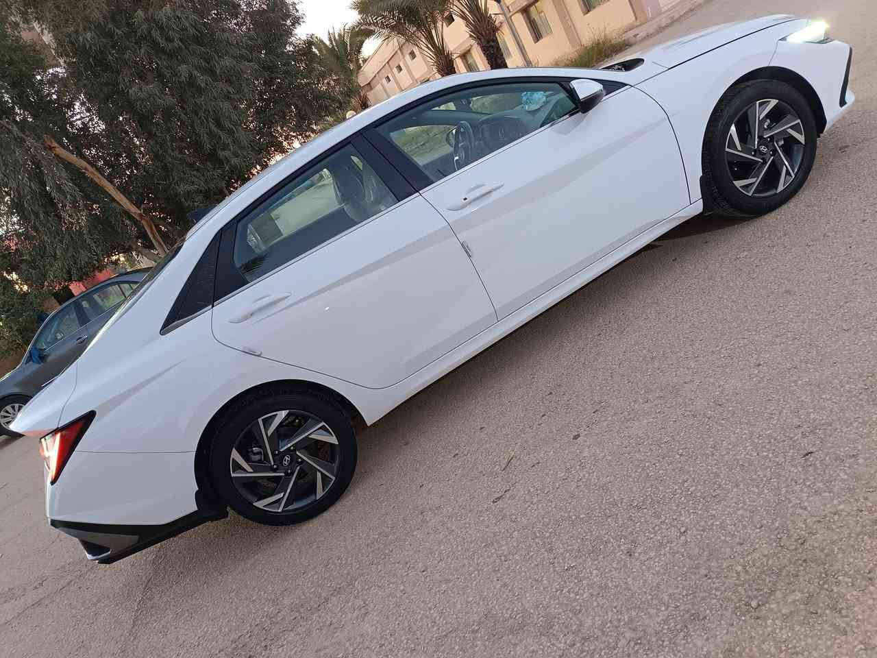 السلام عليكم
اعادة النشر بسبب الوعود الكاذبه
هوندا النتره موديل2024  خليجي رقم بغداد شرط التحويل كوري اصلي محرك 2000دوش فول واحد ع واحد بصمه + تشغيل عن بعد +حساسات امامي خلفي +لد امامي خلفي+ فتحه شحن لاسلكي اوبتد بيه مواصفات سبير مانازل مكفوله التفاصيل داخل الفديو السعر 175اوبيه مجال الشراي يتصل يدلل
***********
الديوانيه قضاء عفك
