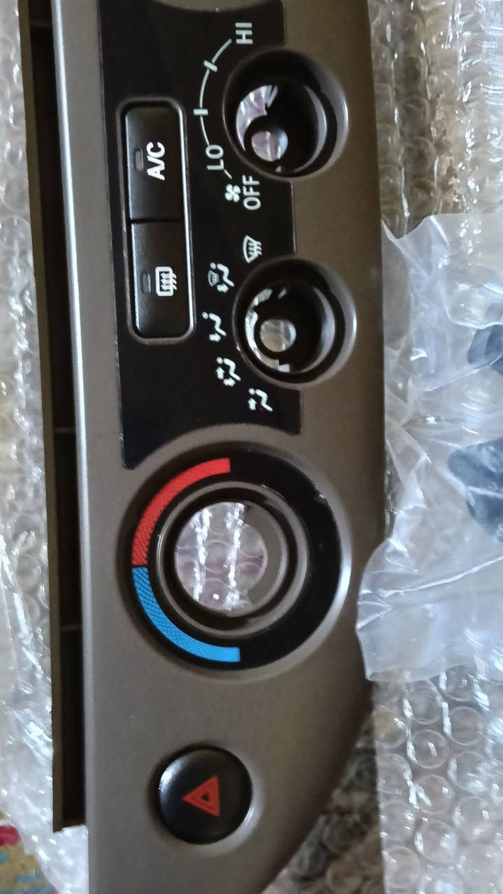 سلام عليكم قطعة مال دشبول للبيع كاملة مع الجوكات جديدة لوك عنوان بغداد ***********
