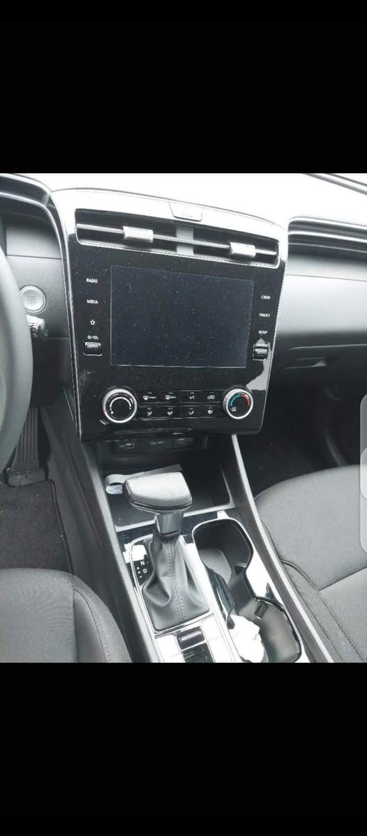 السلام عليكم
توسان امريكي 2022 حادث فقط دعاميه اماميه بدون اي صبغ أو تعديل أو تبديل رقم بابل باسمي ماشيه 85 الف كيلو السعر 185 وبيها مجال...

للاستفسار ***********
***********
