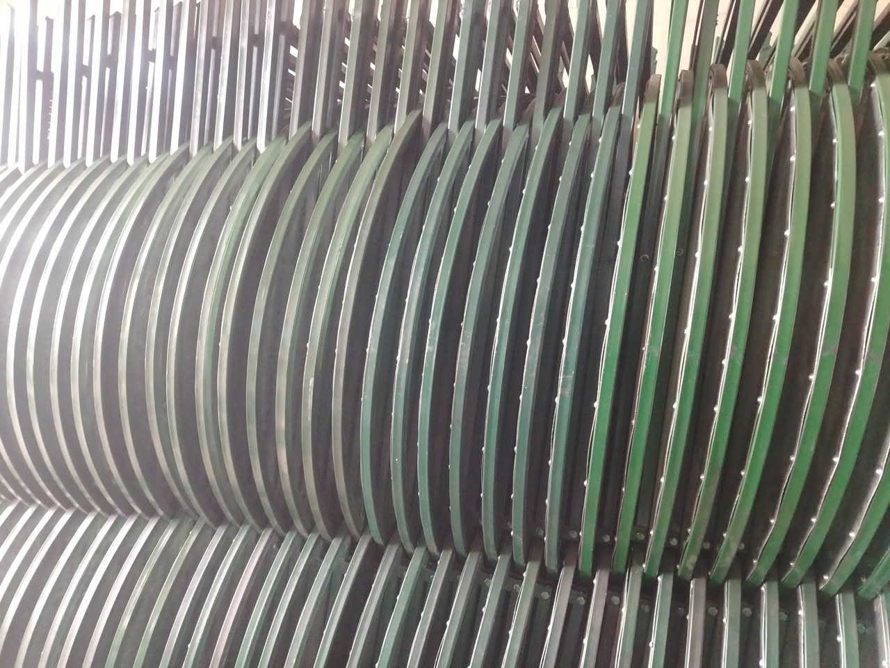 ميز داري لبيع غير نستعمل الاتصال على الارقام ***********او***********مكاني كربلاء
