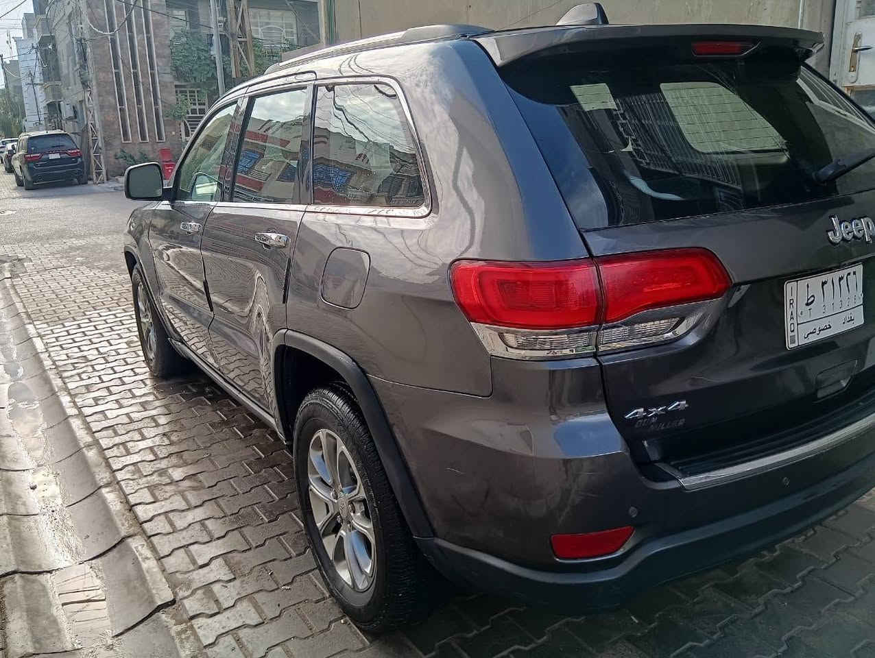 جيب لمتد لون شمباني موديل 2016 بدون إرباك مبدل فقط بنيد وبيها مكانات كلير بارد فقط  بغداد 
محرك كير مكفولات تخم تأثير جداديه جديدة  هاتف *********** بغداد, العراق
