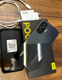 بوكو F7 • استعمال قليل • نضيف