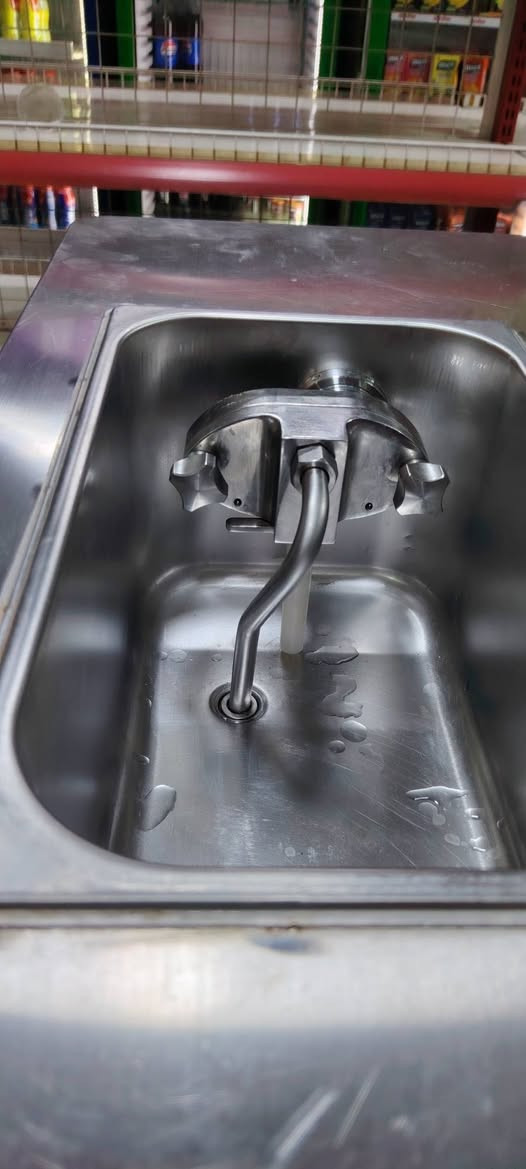 مكينة سوفت للبيع مستخدم قليل
تبريد أحواض حفظ ليلي حساس أحواض بم نفاش للاستفسار علا الخاص او *********** واتساب
