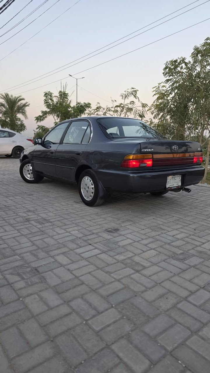 سلام عليكم...
كورلا موديل 1994
سياره كير مكينه كارتون على فحص
تخم تاير جديد حداديه ورى وكدام 
سياره مكفوله من(( الكص والنقل الجثه والضربه قويه))
كهربائيات كوله شغاله داخل وخارج 
سنتر لوك جام كهربائي 
مسجل اربع سماعت ملكه 
رقم بغداد بسمي تريد وكاله تريد تحويل 
مكاني نجف 
السعر ٤٨ وبيه مجال بصيط 
الاستفسار ***********
