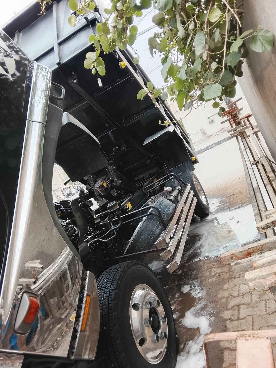 اللبيع هينو شيطان مديل 17كفاله عامه رقم بصره قماره وربع اصل قلاب سوبر مفتوح 6عادي بيع مستعجل مكاني بصرة رقم الهاتف ***********
