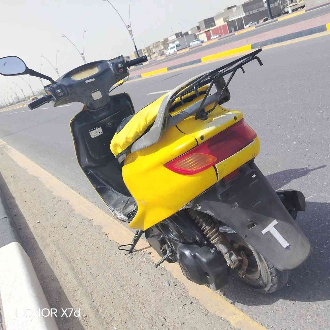دراجة فراشة للبيع كلشي شغال بيها سلف هندر لايت اشاير كفرات جاهزه من كلشي رايدها 275 وبيها مجال قليل *********** مكاني البصره الزبير
