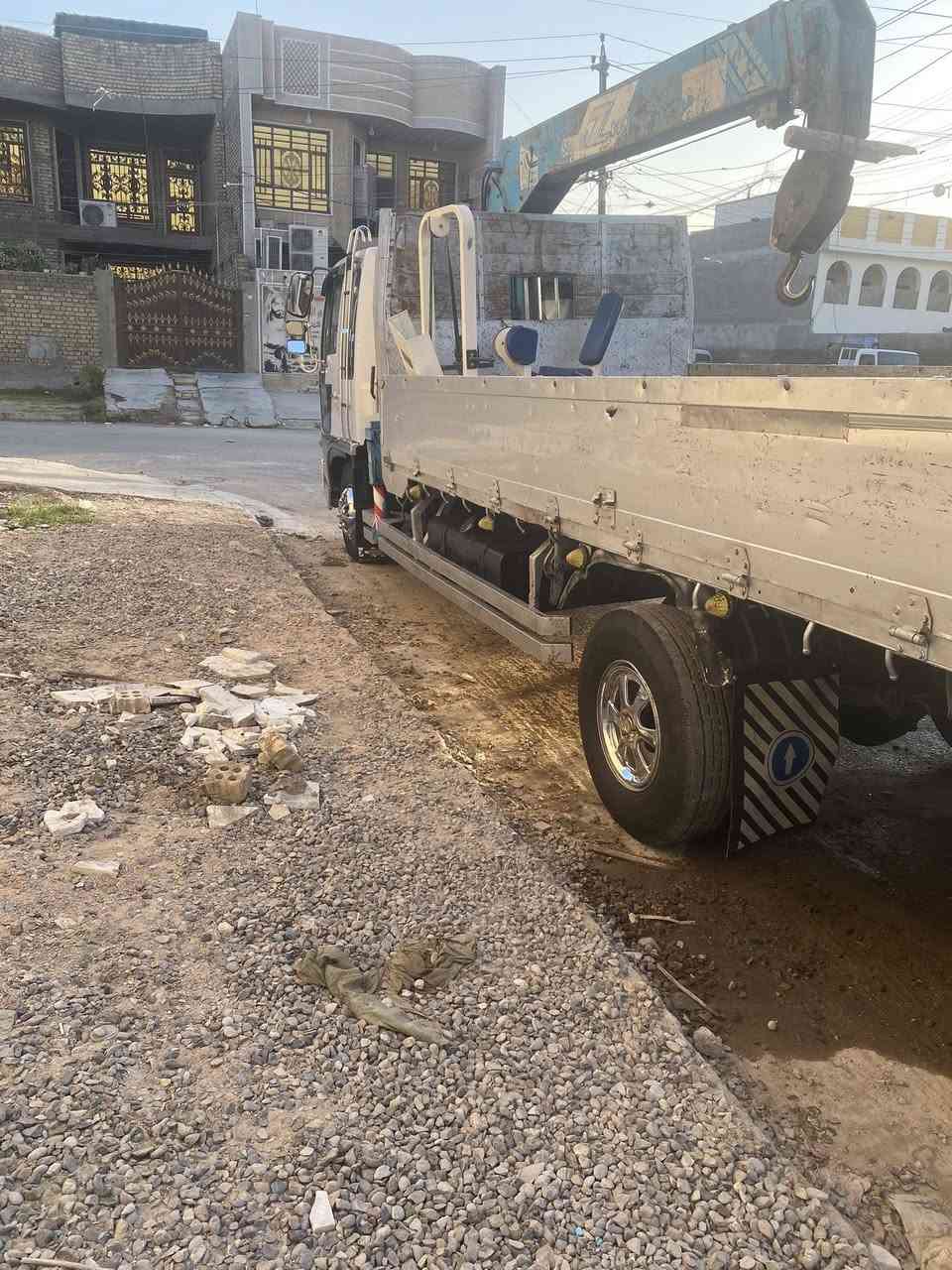 هينو انكر مديل ٩٨ رقم بغداد مسجله اكرين بالسنويه اكرين ٢ اسلايت مكينة ٨٠ عادي 
***********
