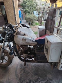 ستوته للبيع اوراقها موجوده موديل ٢٠١٦ قفل ٩٠٠ الف 07700067042