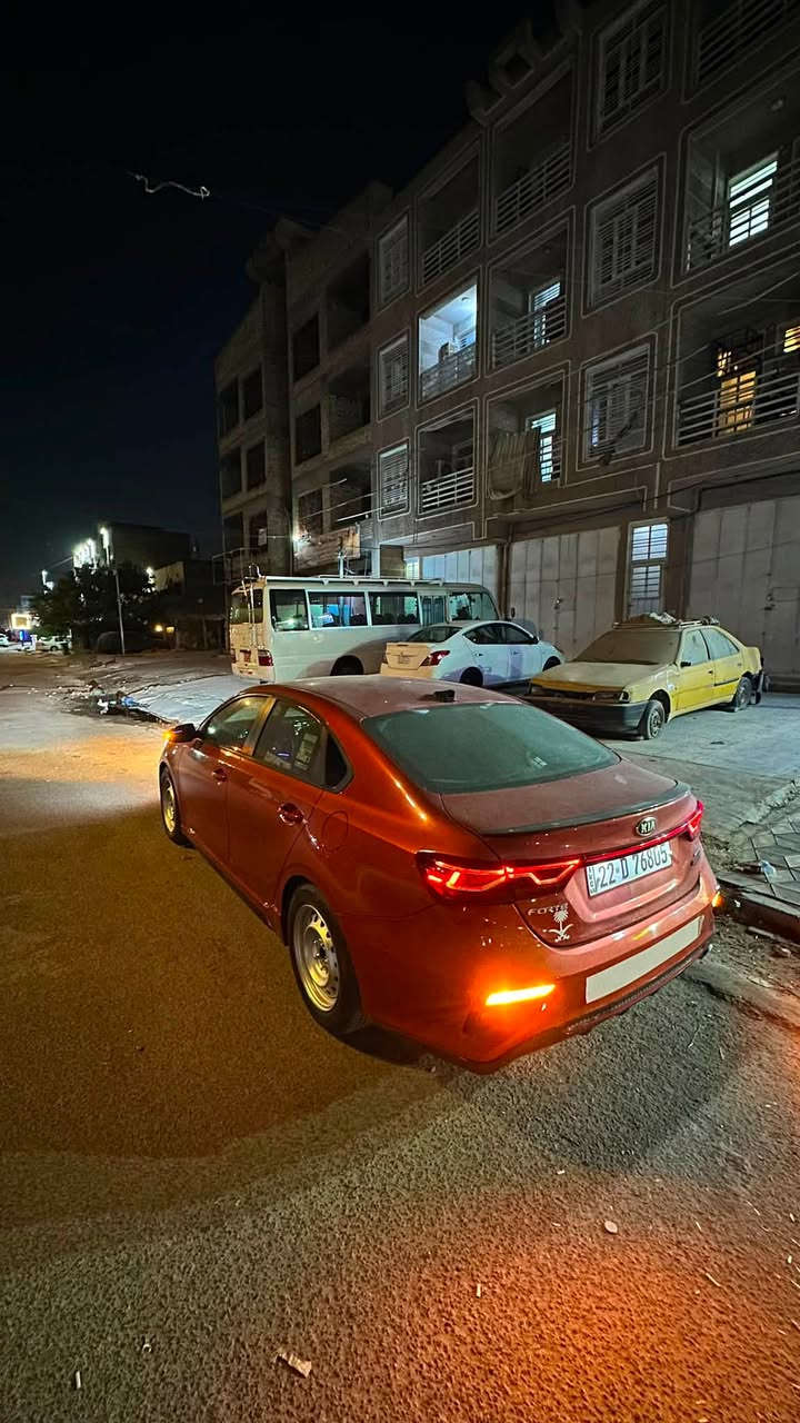 🚗 للبيع | كيا فورتي GT-Line
* الموديل: (21)

* اللون: (مشمشي )

* الممشى: (62mi)

* المحرك: 2.0 لتر

* القير: أوتوماتيك

* وارد: (أمريكي - حادث دعامية خلفية )

* رقم اربيل )

المواصفات:

✅ شاشة كبيرة مع Apple CarPlay وAndroid Auto

✅ كاميرا خلفية وحساسات

✅فول عدا الفتحة 

✅ تشغيل بصمة وستارت

✅صندوق ذكي

✅ مثبت سرعة 

✅ إنارة LED

✅ داخلية نظيفة ومكفولة

السيارة نظيفة جدًا، استخدام شخصي، جاهزة للفحص بأي مكان، وما تحتاج أي مصروف.

💰 السعر: (138) قابل للتفاوض مكان السيارة بغداد 

الشعب 📞 للتواصل: (***********)
