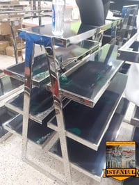 ستاند هرمي • ستيل • الخالص الاسود