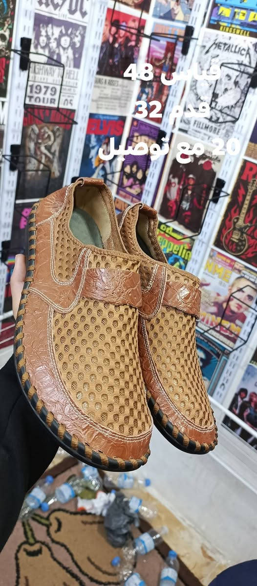 سعر الحذاء الواحد 15  توصيل 5
***********
